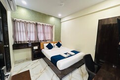 Hotel Rinza Residency