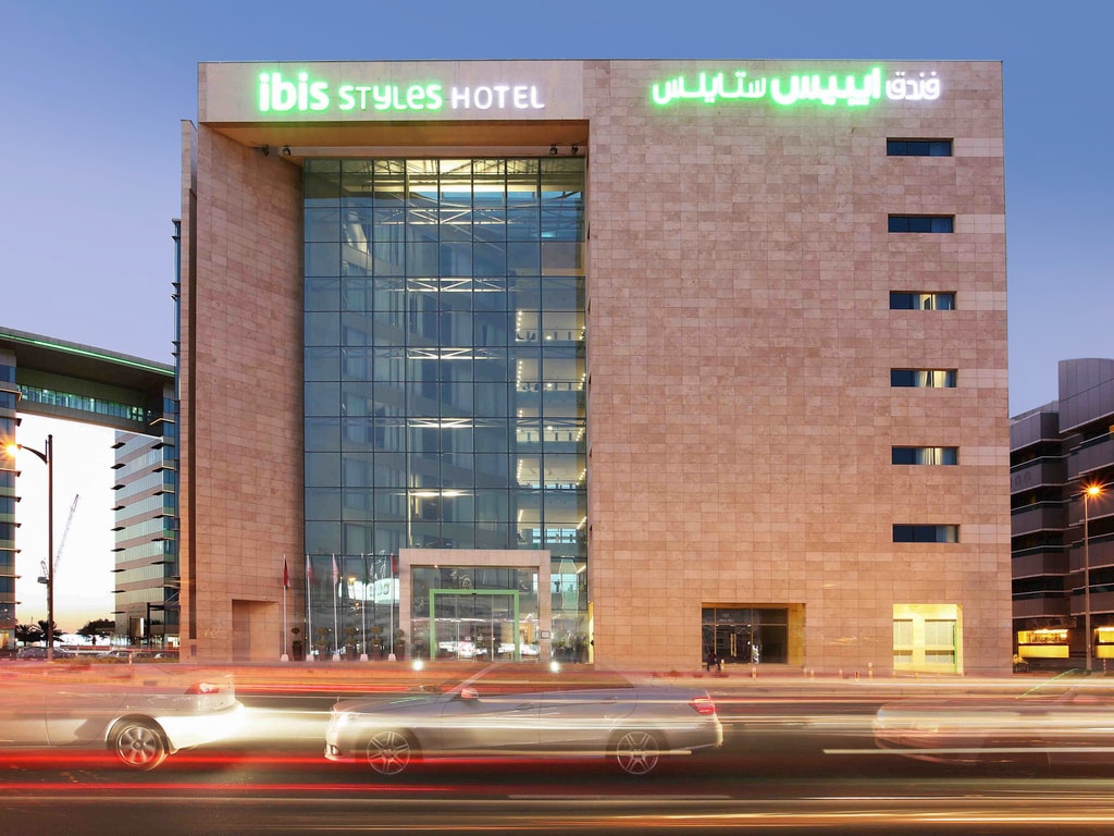 Ibis Styles Jumeirah, Bur Dubai - Tap to explore photos