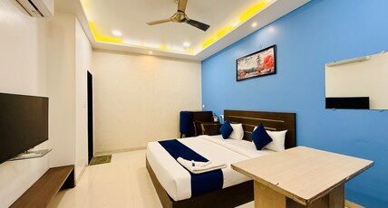 Hotel Aarambh Room Type - Deluxe Room with Air Conditioning