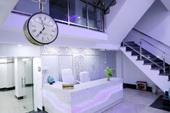 Hotel Tomar White House