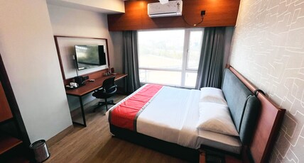 The Citi Residenci Hotel, Palasdiha Room Type - Deluxe Top View