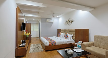 Hotel Ambassador Room Type - Super Executive Room (Unmarried Couple Not Allowed) Hotel Ambassador Room Type - Super Executive Room (Unmarried Couple Not Allowed)