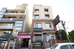 Hotel Samrat Inn