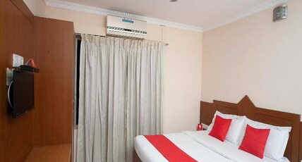 Silver Cloud Hotel Room Type - Premium Room