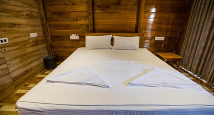 Prarthana Beach Stay Room Type - Wood Cottages