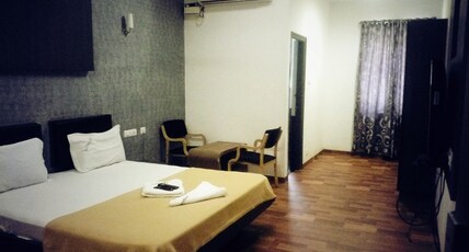 Hotel KRA Room Type - Triple Room