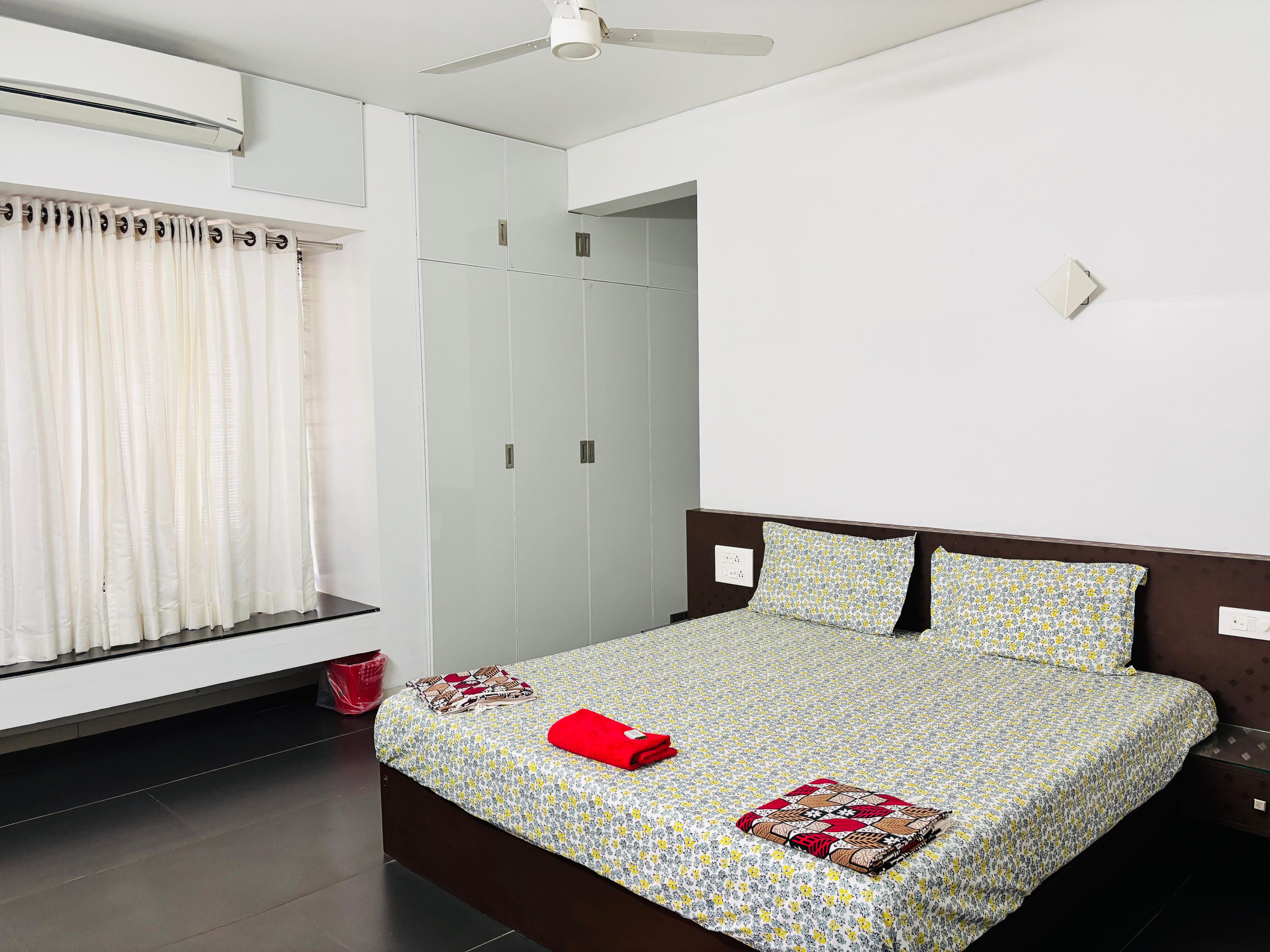 Joy's Villa - Premium 3BHK Staycation in Mannuthy - Tap to explore photos
