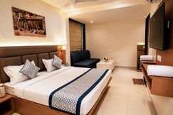 Address of Royal Regal- Rooms and Suites