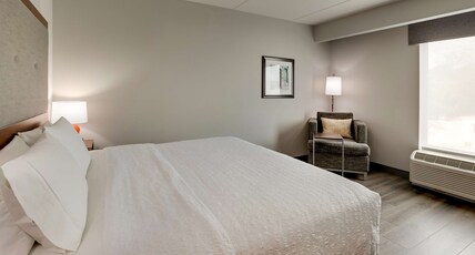 Hampton Inn & Suites by Hilton Rome Room Type - 1 KN MICROWV FRIDGE NS