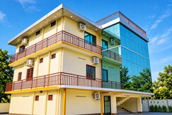 Solo Kalapurayil Residency