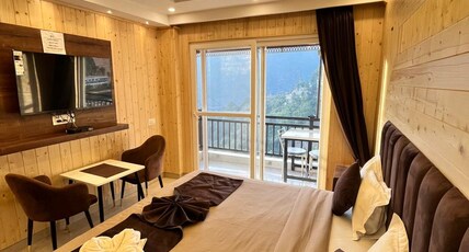 Hotel Divshikha Room Type - Pinewood Deluxe Room
