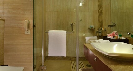 Fortune Park Orange, Sidhrawali, Gurugram - Member ITC Hotels' Group Room Type - Deluxe Room Double Fortune Park Orange, Sidhrawali, Gurugram - Member ITC Hotels' Group Room Type - Deluxe Room Double