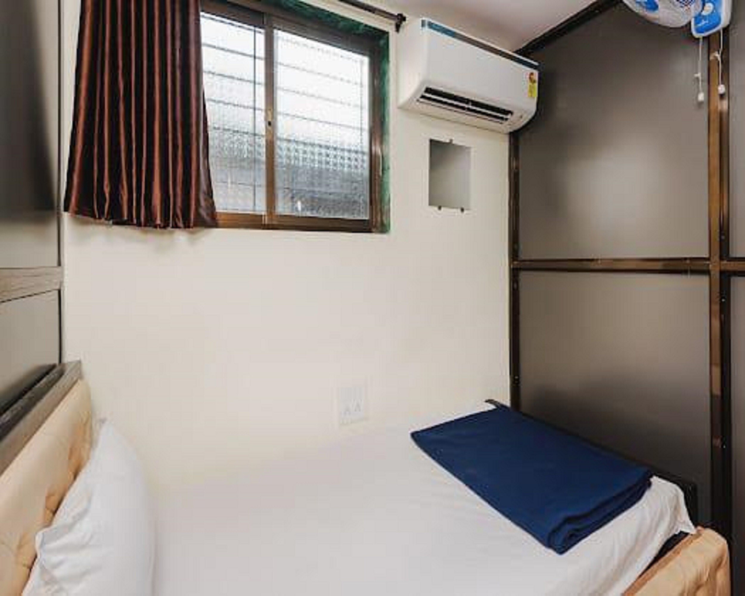 Golden Sands Dormitory and Cabin Stay - Tap to explore photos