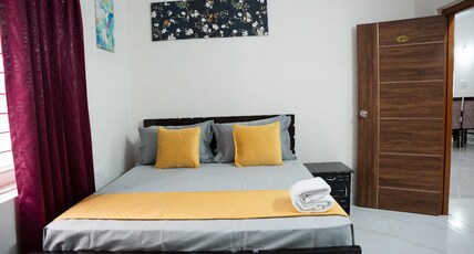 Yellow Bells Serviced Apartments Hitech City Room Type - Deluxe Room