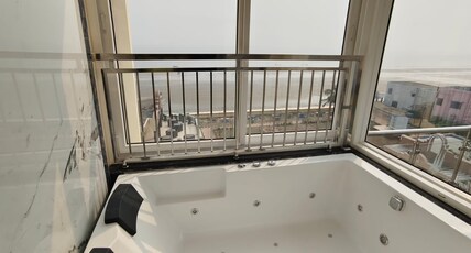 Aqua Marina Drive Inn Room Type - Aqua Executive (2nd or 3rd Floor)