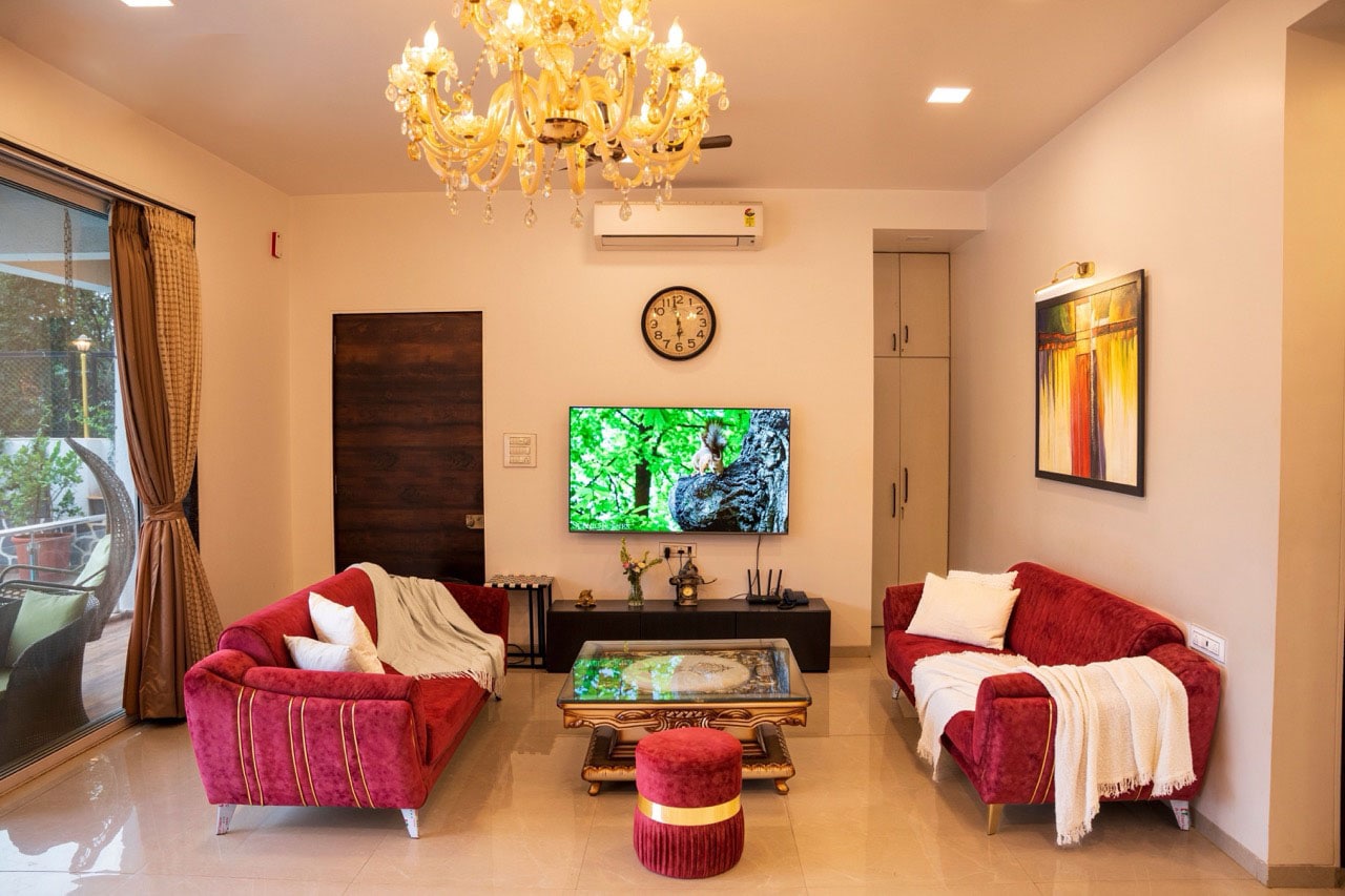 Sapphire Grand 4BHK By Country Escape - Tap to explore photos