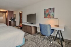 Hilton Garden Inn Albuquerque / Journal Center