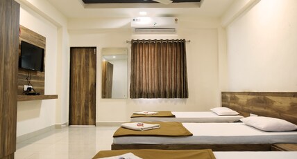  HOTEL PRINCE RESIDENCY Room Type - EXECUTIVE ROOM