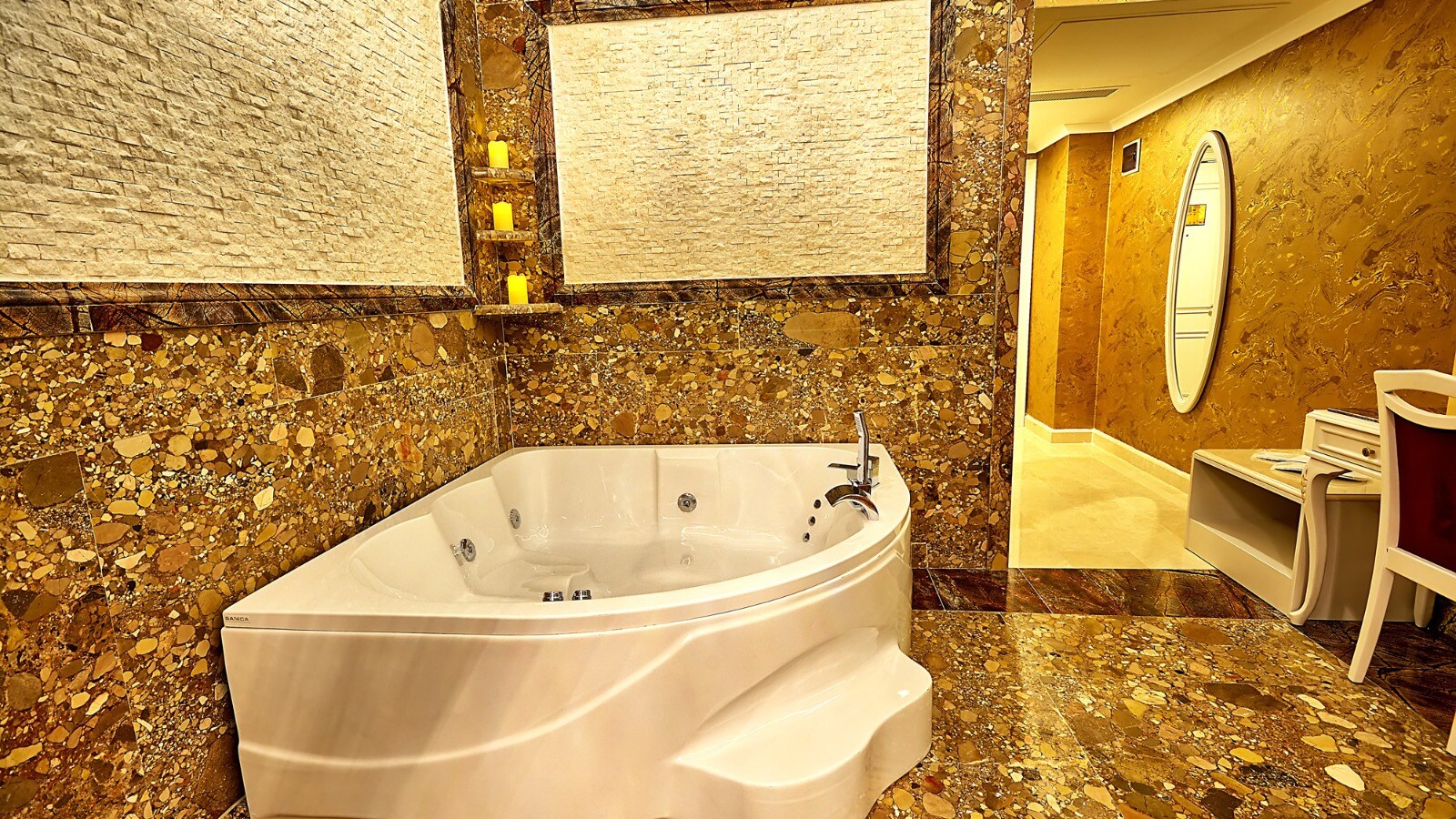 Samir Deluxe Hotel - Tap to explore photos