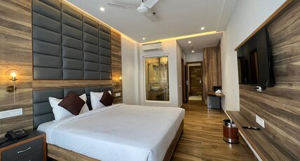 Tamarind Tree - Manali Highway @ 9 mins drive from Chandigarh University Room Type - Deluxe Room