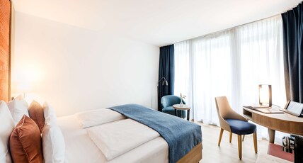 Best Western Premier Seehotel Krautkraemer Room Type - 1 Double Bed, Balcony, Lake View, Coffee And Tea Maker, Free W-Lan, Walk In Shower, Air-Conditioned,