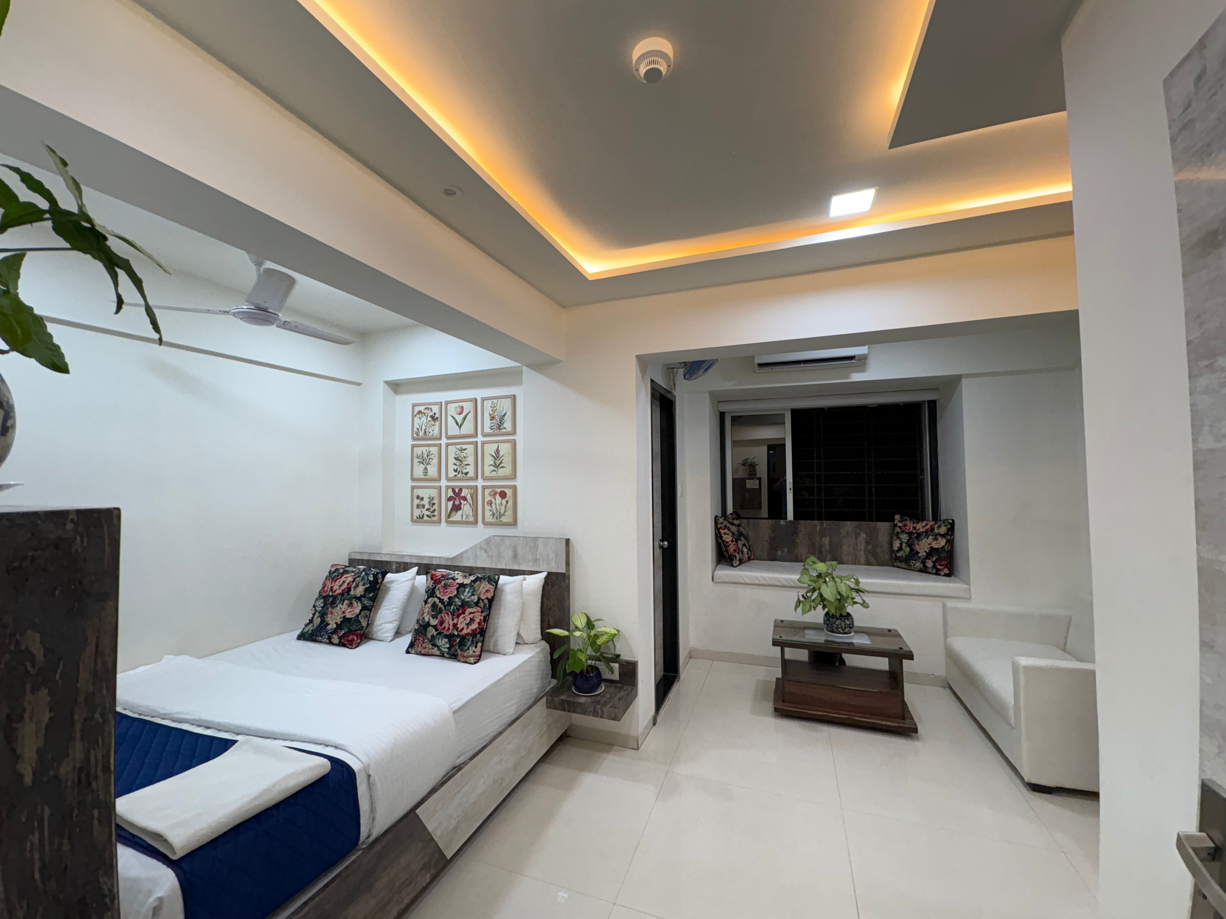 Hotel Park Inn Andheri West - Tap to explore photos
