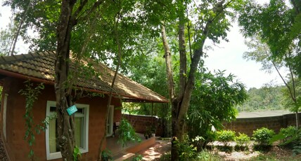 Thennal Jungle Camp Room Type - Deluxe Suite Cottage