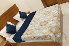 SHREE HRIDAYA BIHARI KUNJ