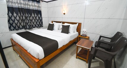 CR7 STAY (Rooms& Homestay) Room Type - Premier Ac Deluxe 2BHK Family Homestay