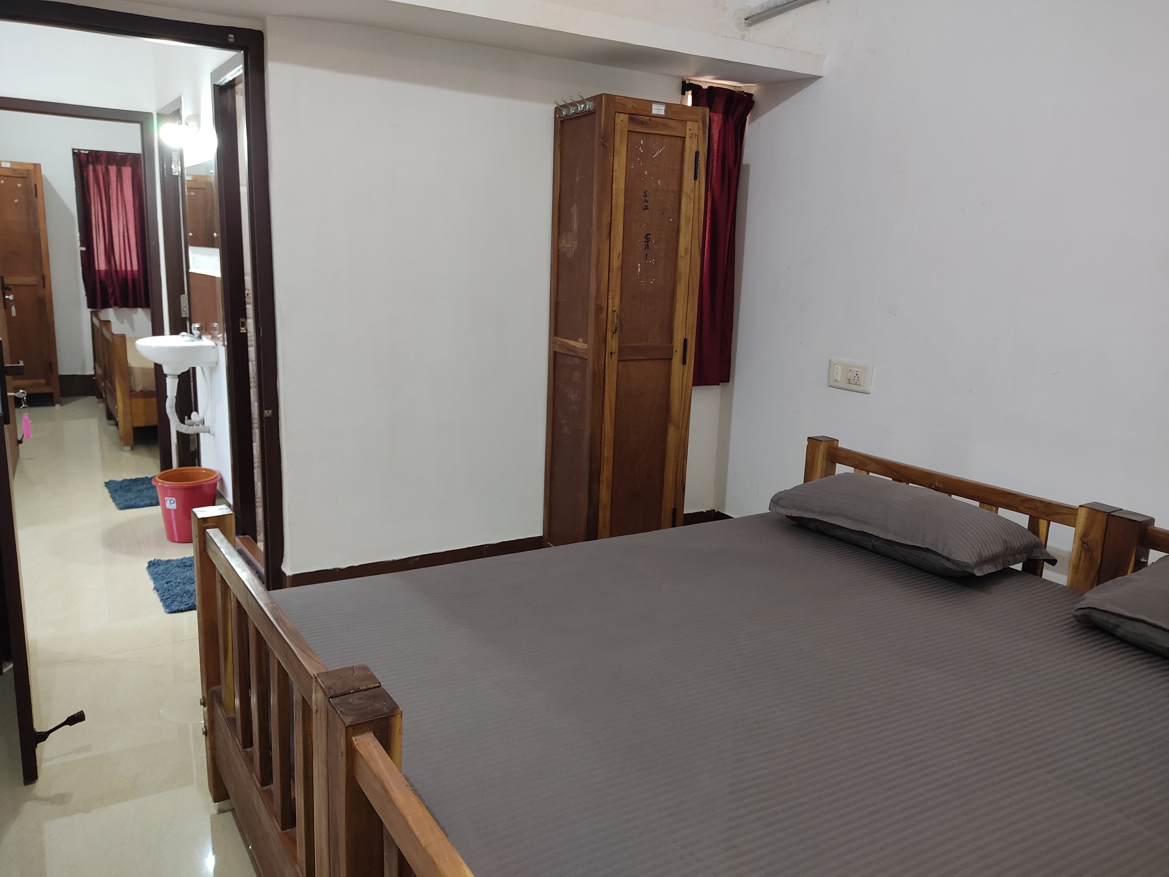 Manora Residency - Tap to explore photos