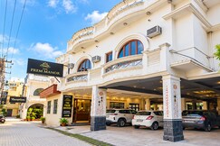 Address of HOTEL PREM MANOR