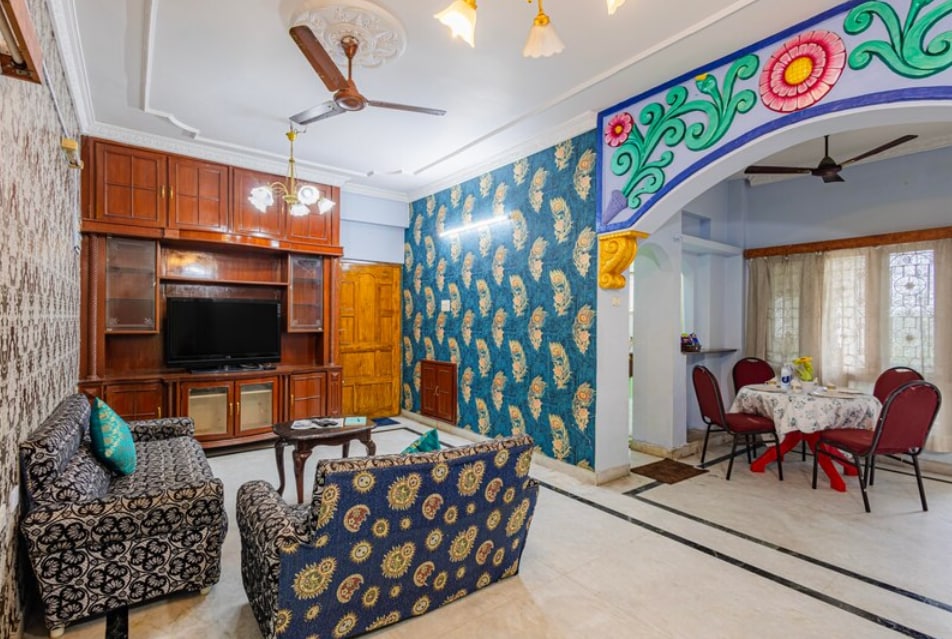 Beach Villa Service Apartment - Tap to explore photos