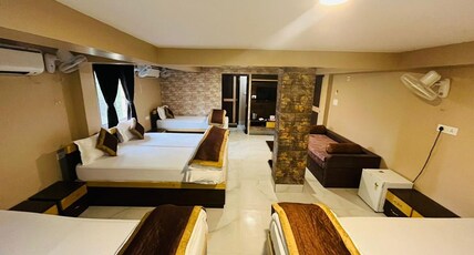 JMD Resort Room Type - Friends Suite Seven Bed AC Room