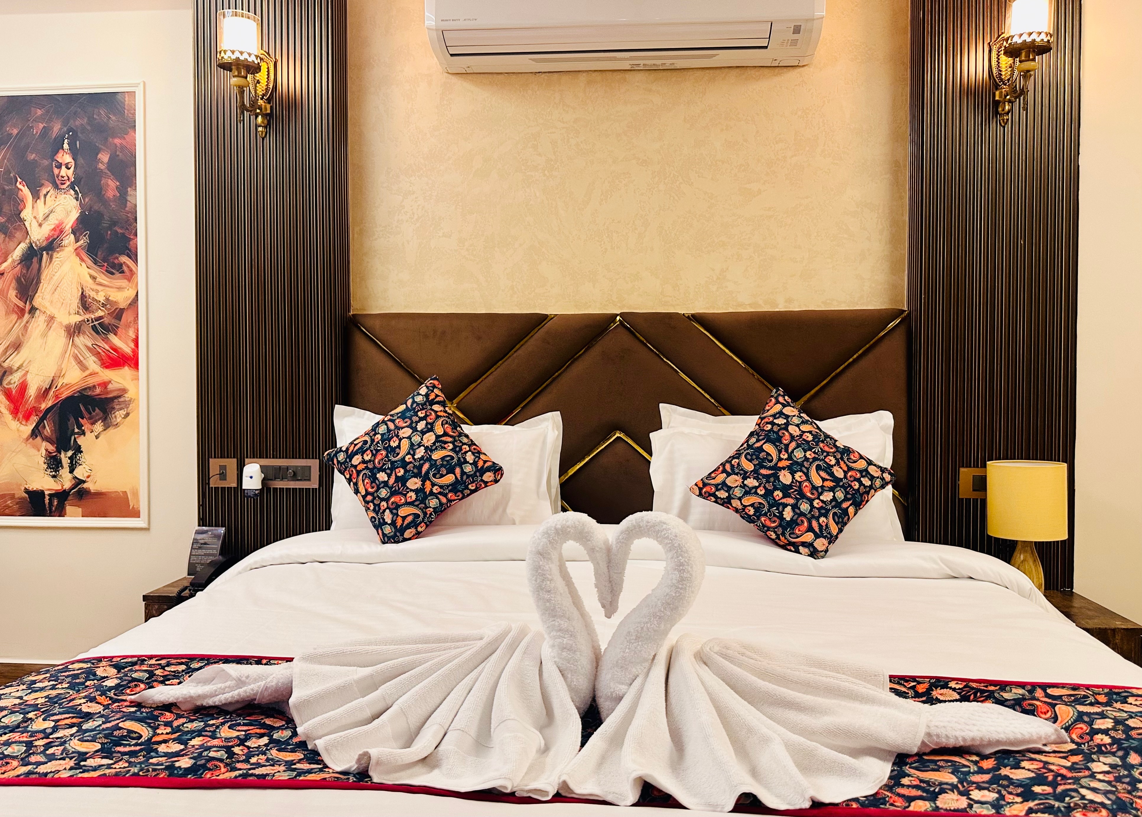 Dakshin Suites - Tap to explore photos