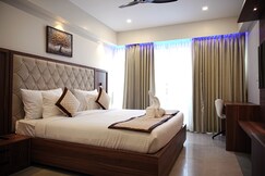 Tranquil Riverview Inn