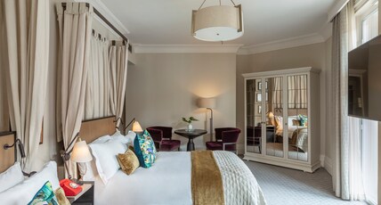 Kimpton Fitzroy London, an IHG Hotel Room Type - 2 Double Family Premium Room
