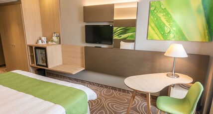 Holiday Inn Budapest-Buda Room Type - 1 King Bed Standard