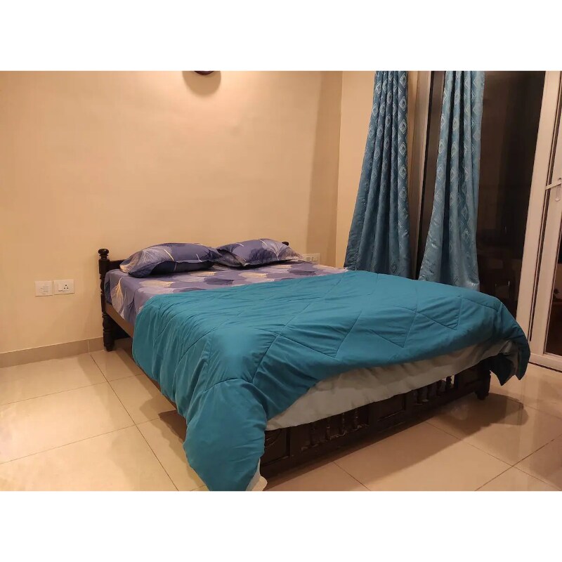 Panoramic 34th Floor 3BHK Flat For Family - Tap to explore photos