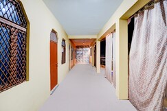 SPOT ON Parihar Hotel