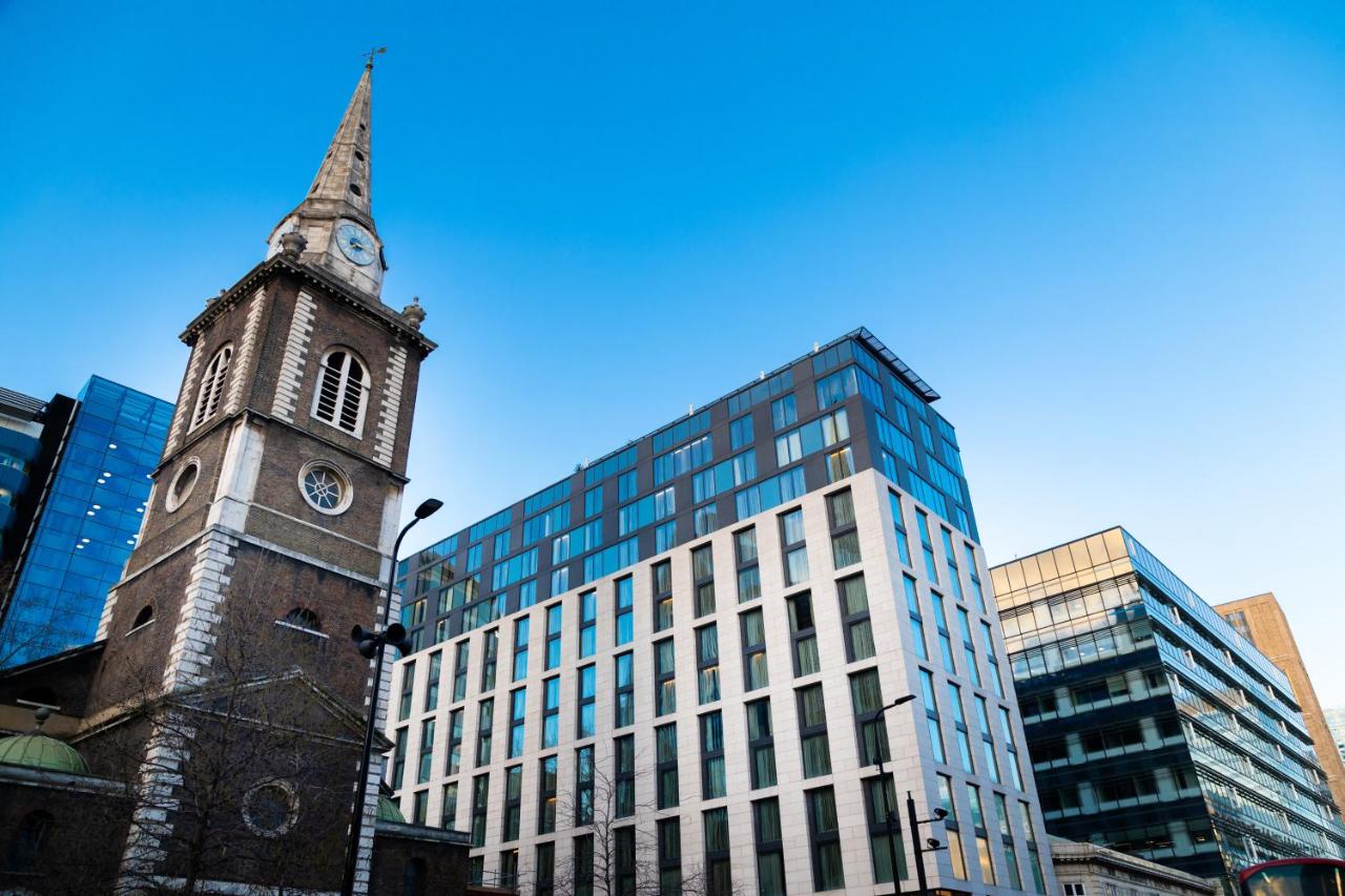 Hotel Leonardo Hotel London Aldgate - formerly Hotel Saint - Tap to explore photos