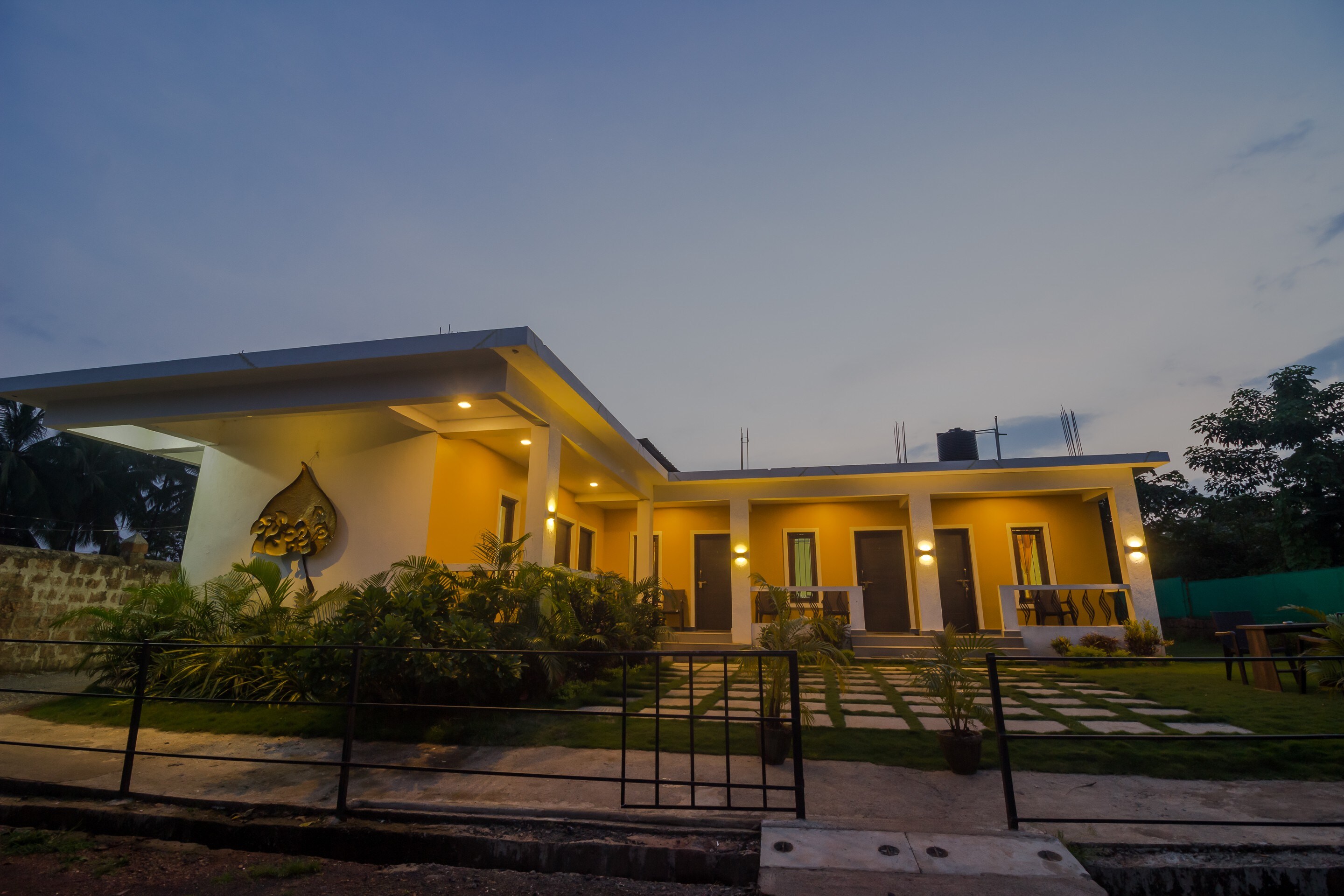 Virat Square Garden | Rooms & Caretaker - Tap to explore photos
