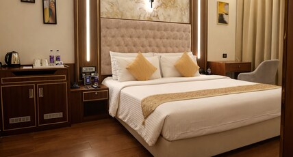 Hotel Saj Luciya Room Type - Grand Deluxe Room with Living Room