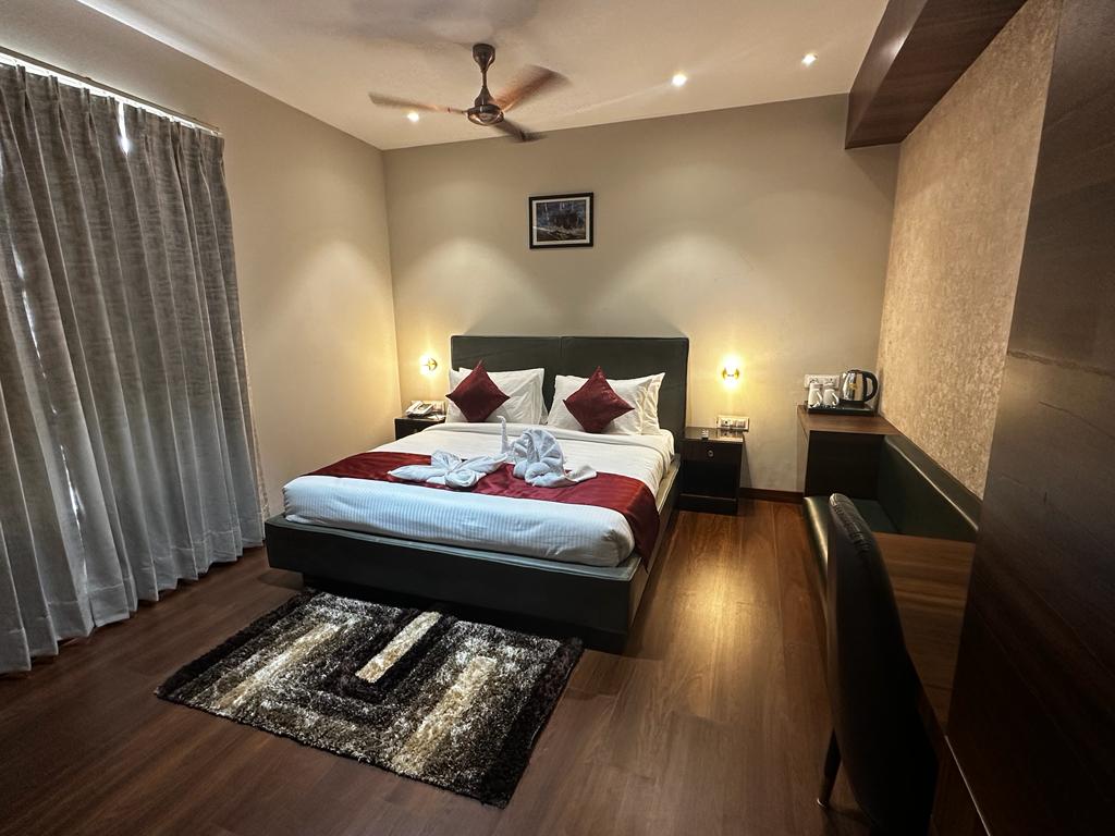 HOTEL LAMP INN PANCHKULA - Tap to explore photos