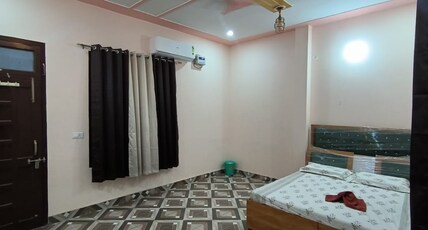 ANAND UTSAV BHAWAN Room Type - Deluxe Double Bed