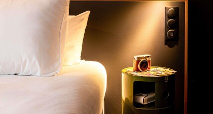 ibis Styles Paris Villejuif Room Type - Premium Family Room - 1 double bed, 1 sofa bed, 2 single beds