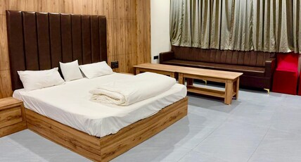 HOTEL RK GHARANA INN Room Type - King Bed Suite Room