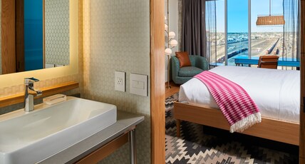 Hotel Indigo El Paso Downtown, an IHG Hotel Room Type - 2 Queen Standard Communications Accessible