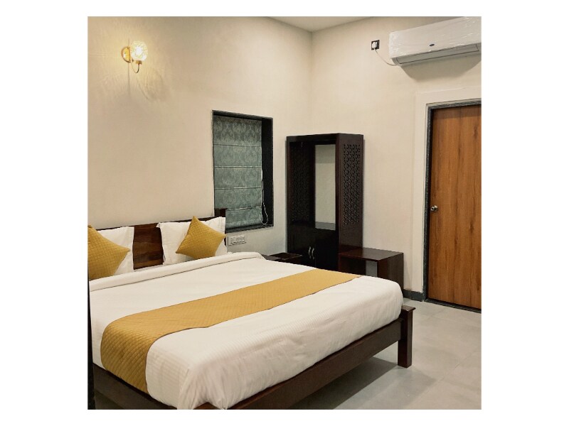 Soothing Palms Homestay - Tap to explore photos