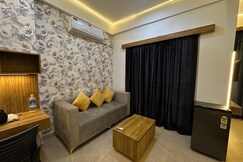Address of Comfortable and private stay at winsten park