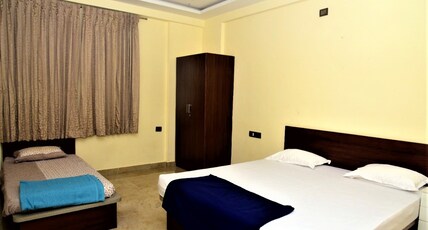 Vishnu durga boarding and lodging Room Type - Deluxe